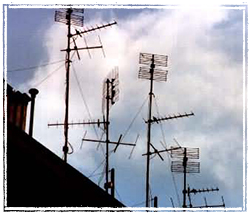 Antenne per ricezione televisiva VHF e UHF
